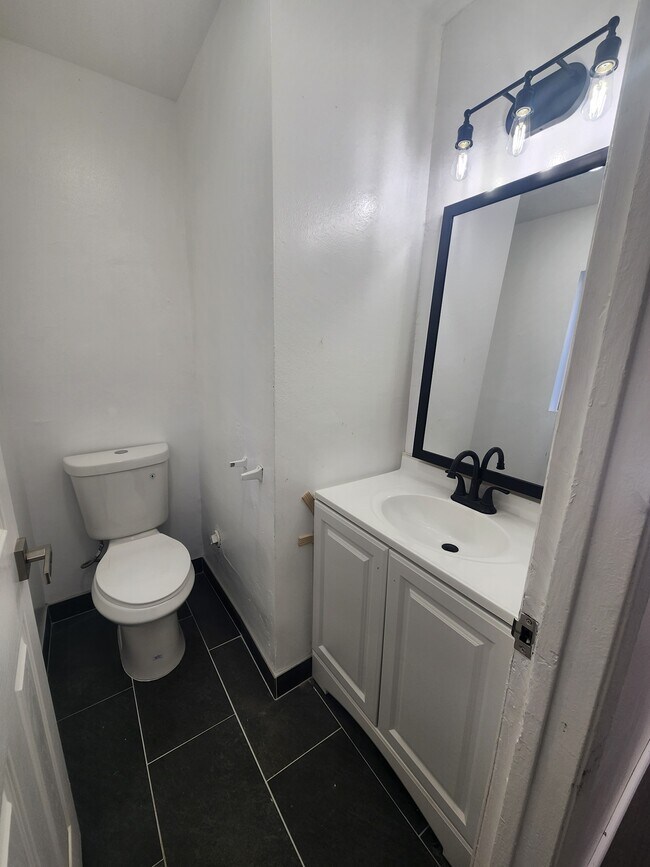 Building Photo - 1451 W 146th St