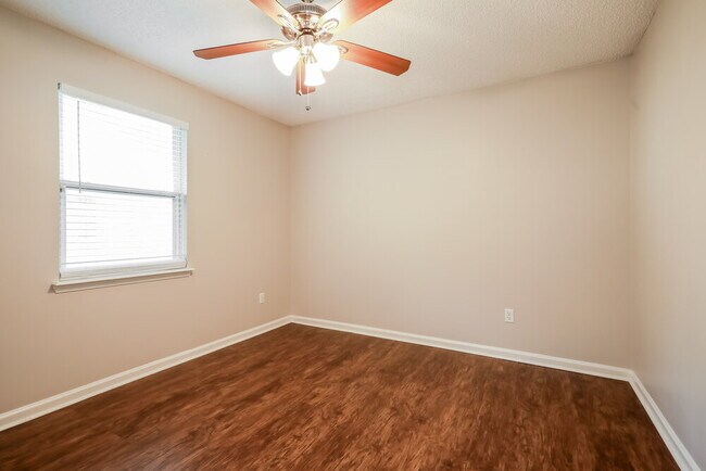 Building Photo - 2703 Ian Ct