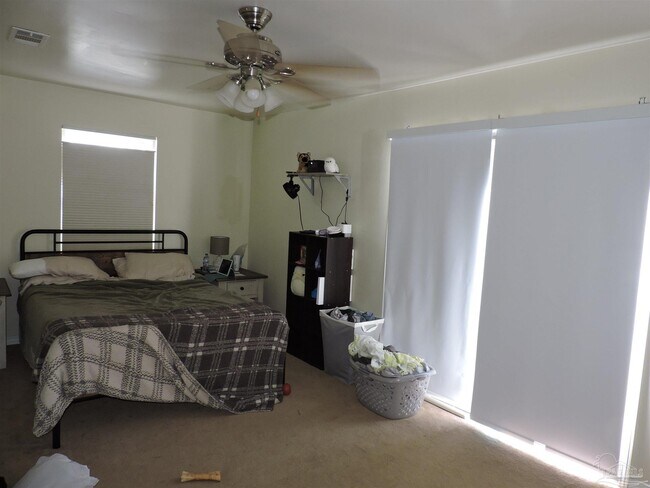 Building Photo - 435 Belle Chasse Dr