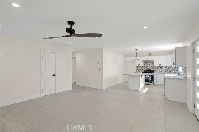 Building Photo - 14815 Country Ln