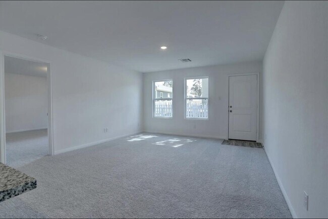 Building Photo - 351 Red Clover