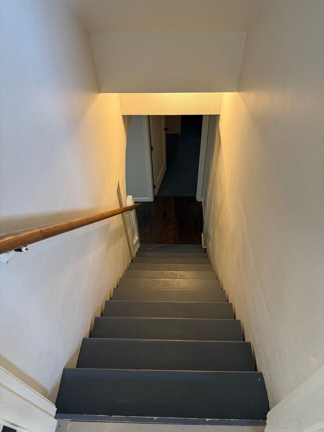 Building Photo - The Cozy Corner