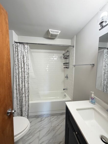 Building Photo - 2729 New Jersey St