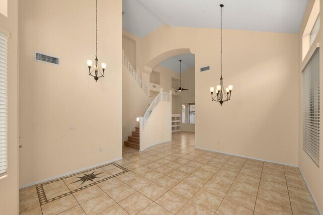 Building Photo - 7798 E Buteo Dr