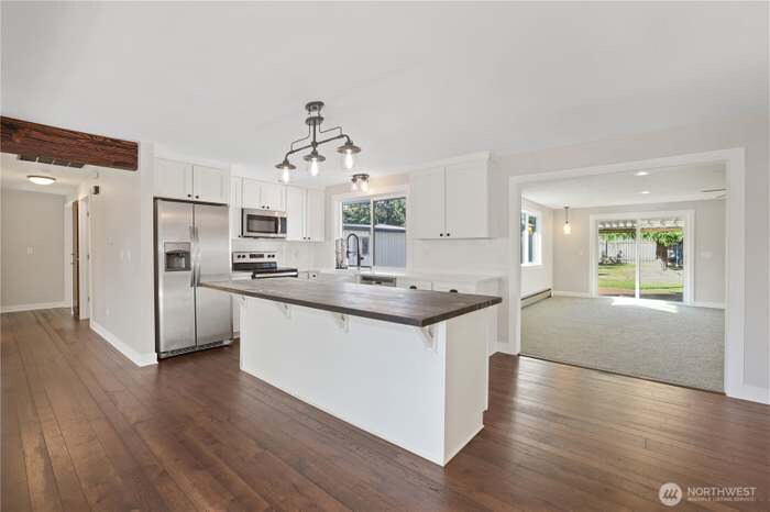 Building Photo - 4981 31st St NE