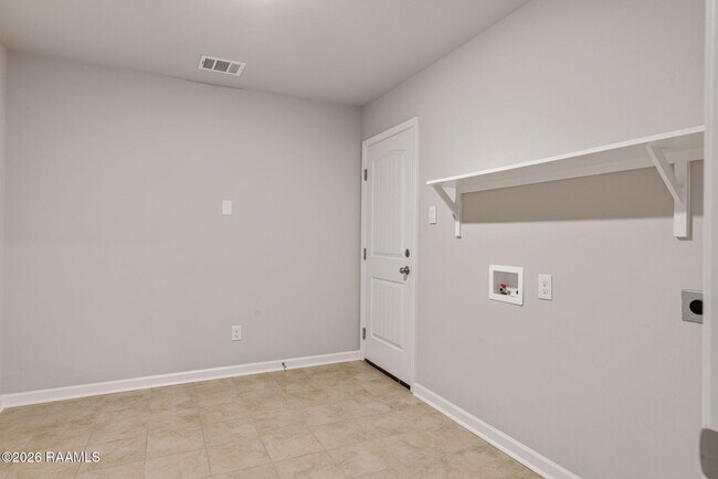 Building Photo - 619 Griffiths Ct