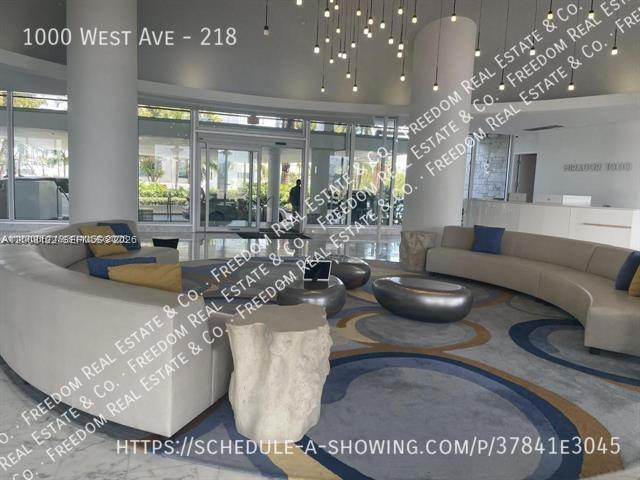 Building Photo - 1000 West Ave