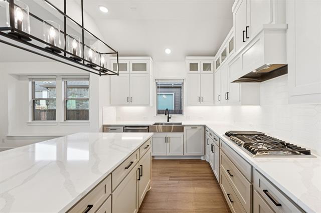 Building Photo - 1415 Woodpecker Ln