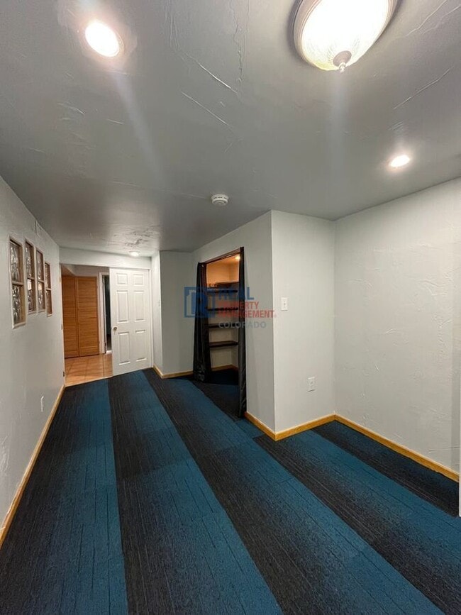 Building Photo - 1470 S Quitman St