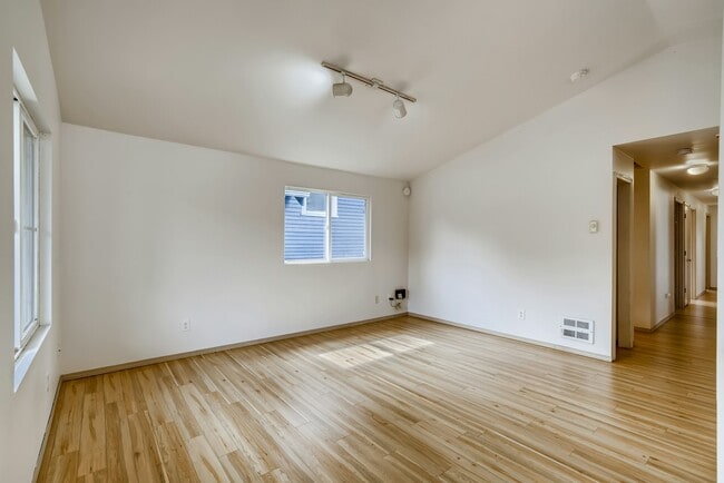 Building Photo - 5205 11th Ave NE