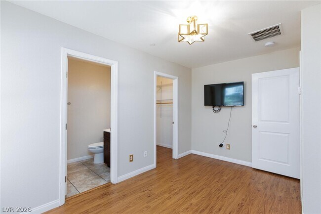 Building Photo - 9050 W Tropicana Ave