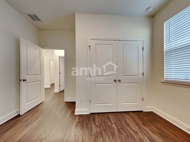 Building Photo - 133 Elcano Ln