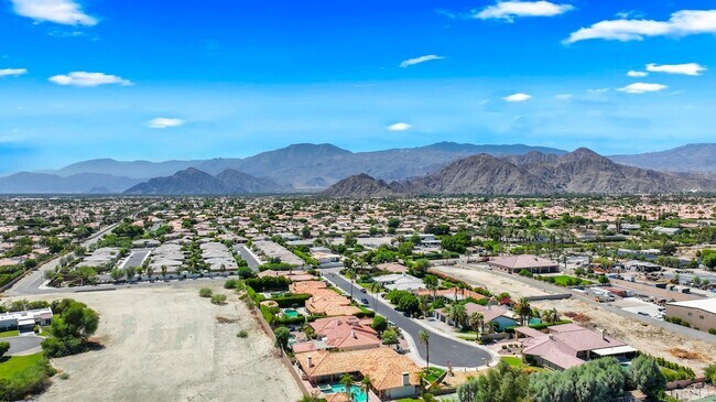Building Photo - 78950 Starlight Ln