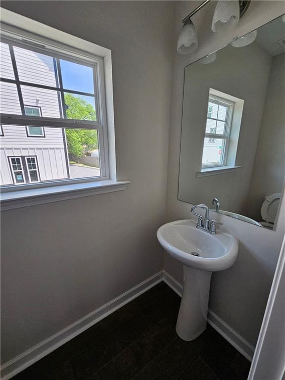 Building Photo - 2589 Ocean Dr NW