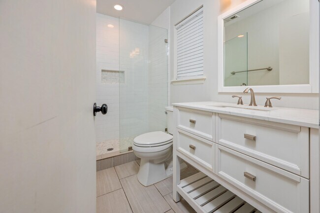 Building Photo - 235 Sotir St NW