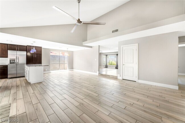 Building Photo - 1713 Barnard Dr