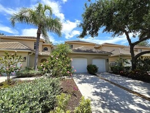 Building Photo - ** PELICAN LANDING ** 3 BED / 2 BATH - GAR...