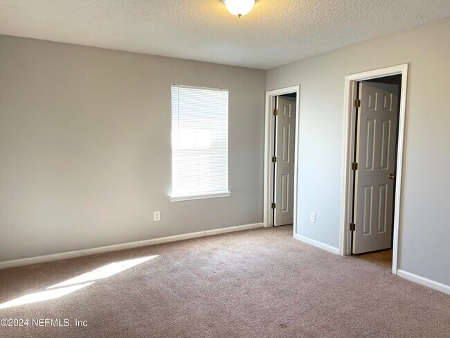 Building Photo - 4734 Playpen Dr