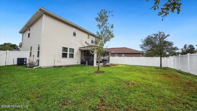 Building Photo - 1120 Persimmon Dr