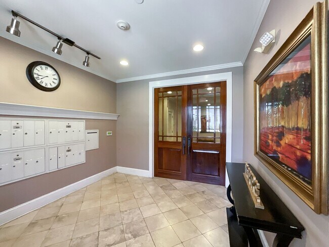 Building Photo - COMING SOON! Charlotte Living at Its Best!...