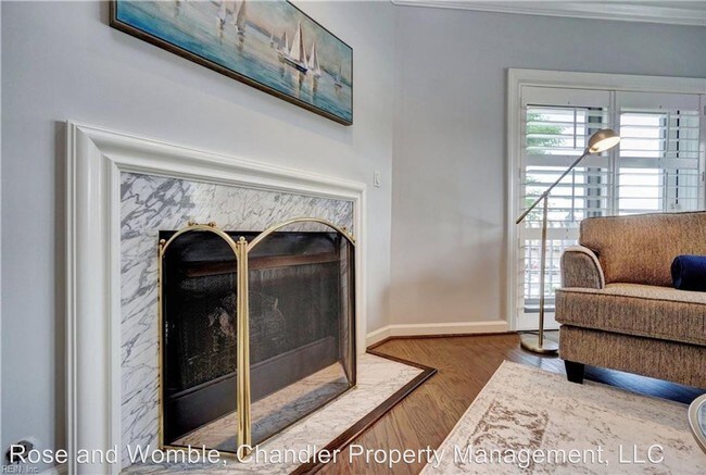 Building Photo - 2 br, 2.5 bath House - 301 Brooke Ave #103