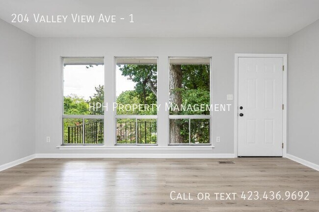 Building Photo - 204 Valley View Ave