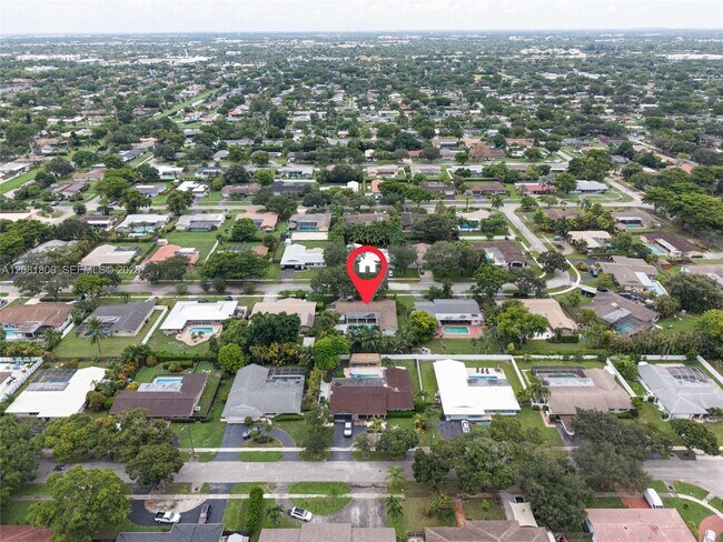 Building Photo - 7460 NW 7th Ct