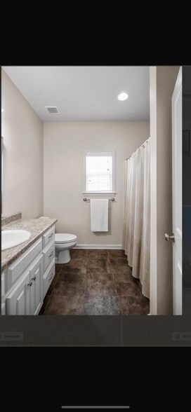 Building Photo - 101 Belhaven Dr