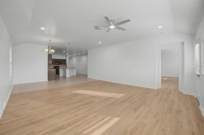 Building Photo - 165 Dusky Thrush Dr