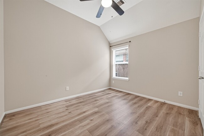 Building Photo - 24431 Ranchwood Springs Ln
