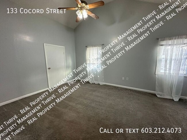 Building Photo - 133 Concord St