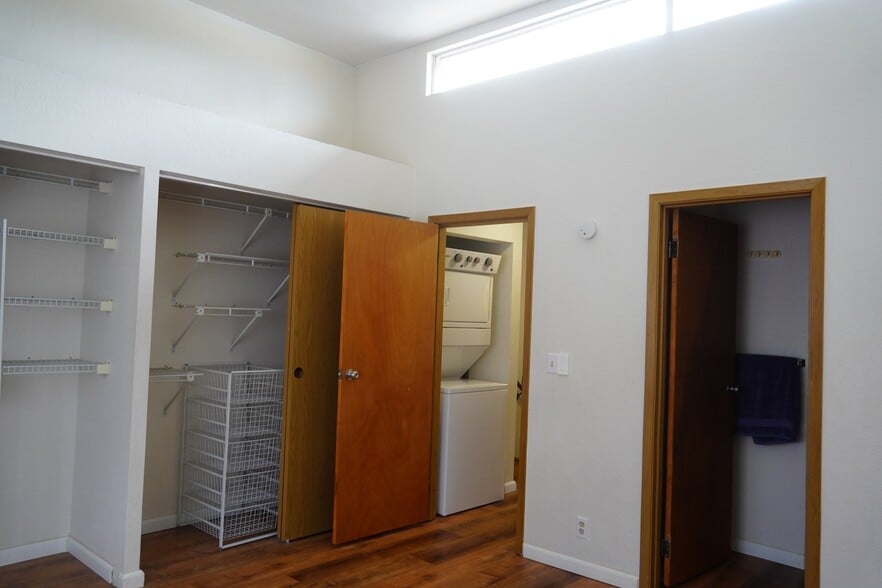 Building Photo - 98-941-941 Moanalua Rd