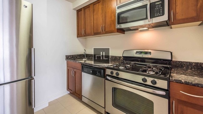 Building Photo - West 86th Street