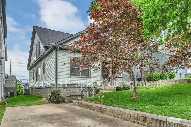 Building Photo - 4702 Kentucky Ave