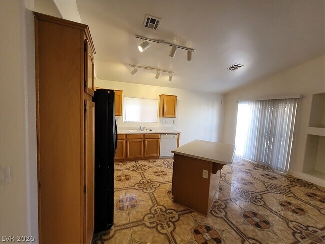 Building Photo - 4406 Cinema Ave