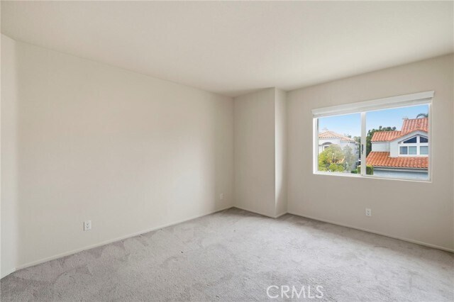 Building Photo - 5 Belcanto