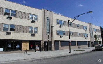 Building Photo - 7101 S Artesian