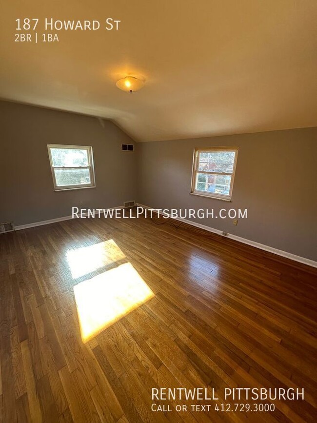 Building Photo - 2 Bedroom Home in Penn Hills