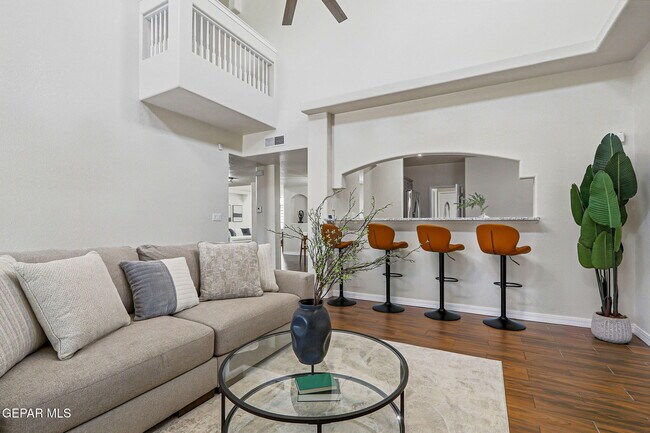 Building Photo - 3121 Tierra Paola Ln