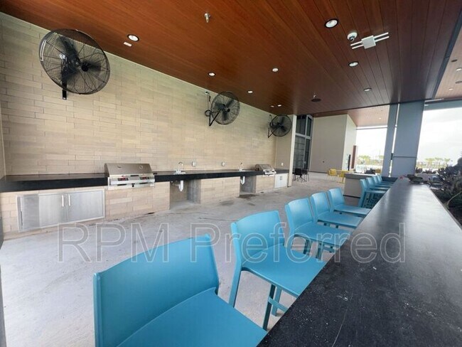 Building Photo - 2829 Shimmer Edge Dr