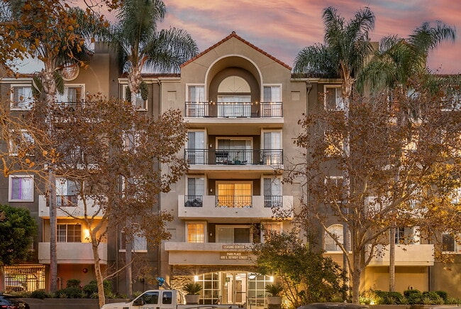 Building Photo - Essex Properties at Miracle Mile