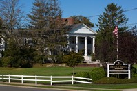 Building Photo - Fairfield Arnold Manor At West Islip