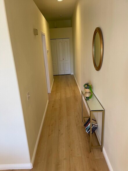 Building Photo - 45 Pebble Beach Dr