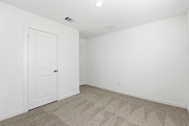 Building Photo - 3022 La Latina Dr