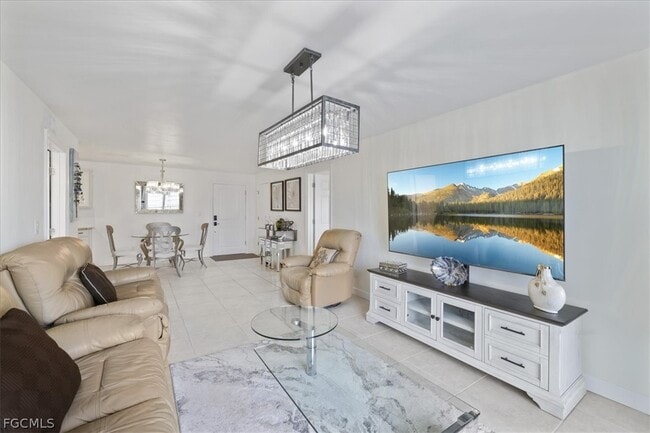 Building Photo - 1511 Estero Blvd