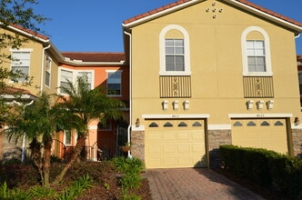 Building Photo - 3/2.5 Townhouse with Garage and Waterview in Tuscany Place of Millenia