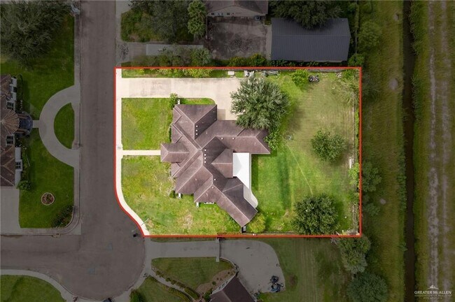 Building Photo - 30 Chloe Rae Cir