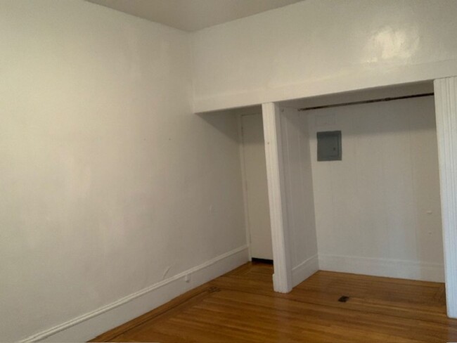 Building Photo - 1238 2nd Ave