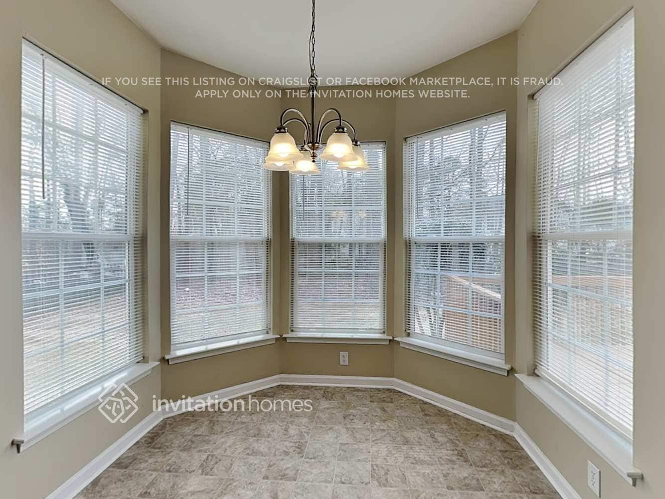 Building Photo - 4513 Hyperion Ct