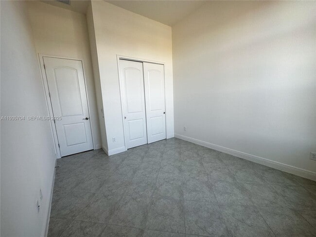 Building Photo - 13646 Abberwick Dr